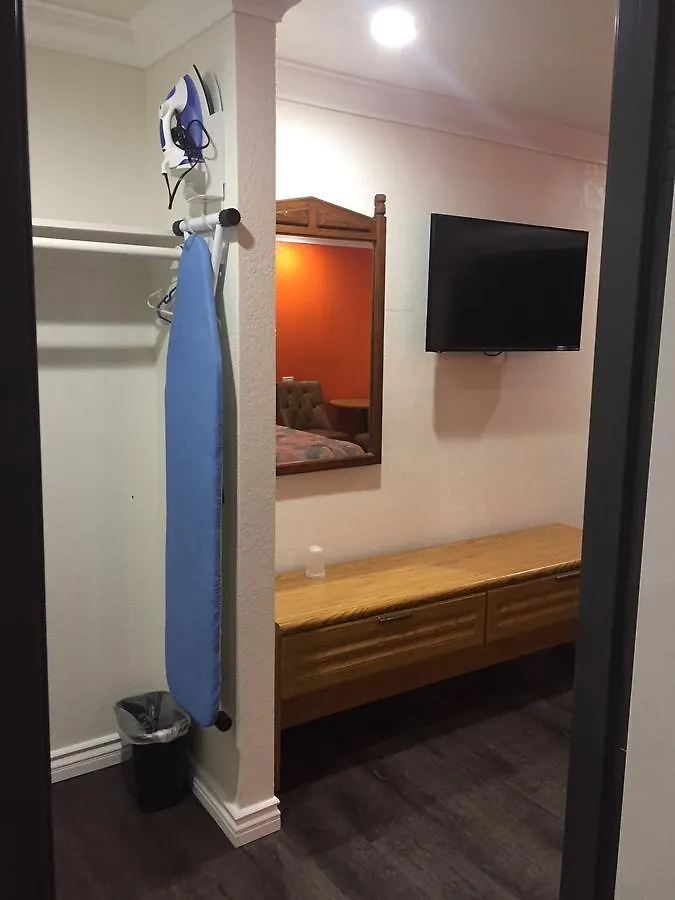 Welcome Inn & Suites Anaheim Motel